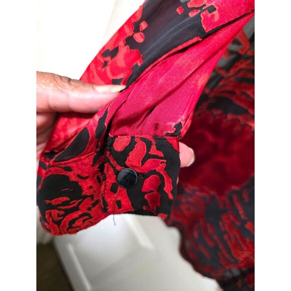 Chicos Design Women's Red & Black Abstract Long Sleeve Silk Boho Button-Up Blous - Picture 5 of 8